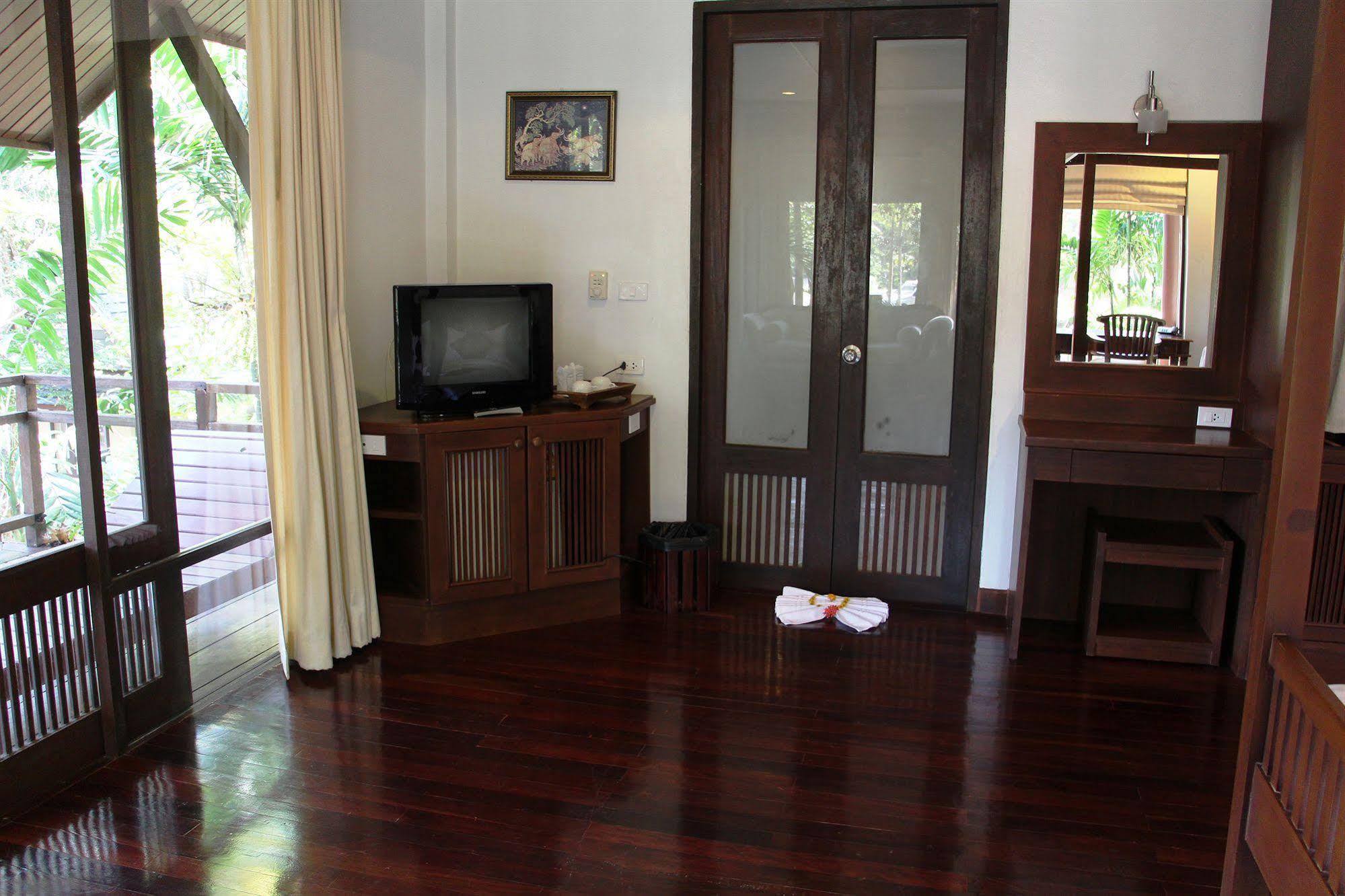 Kooncharaburi Resort Koh Chang Exterior photo